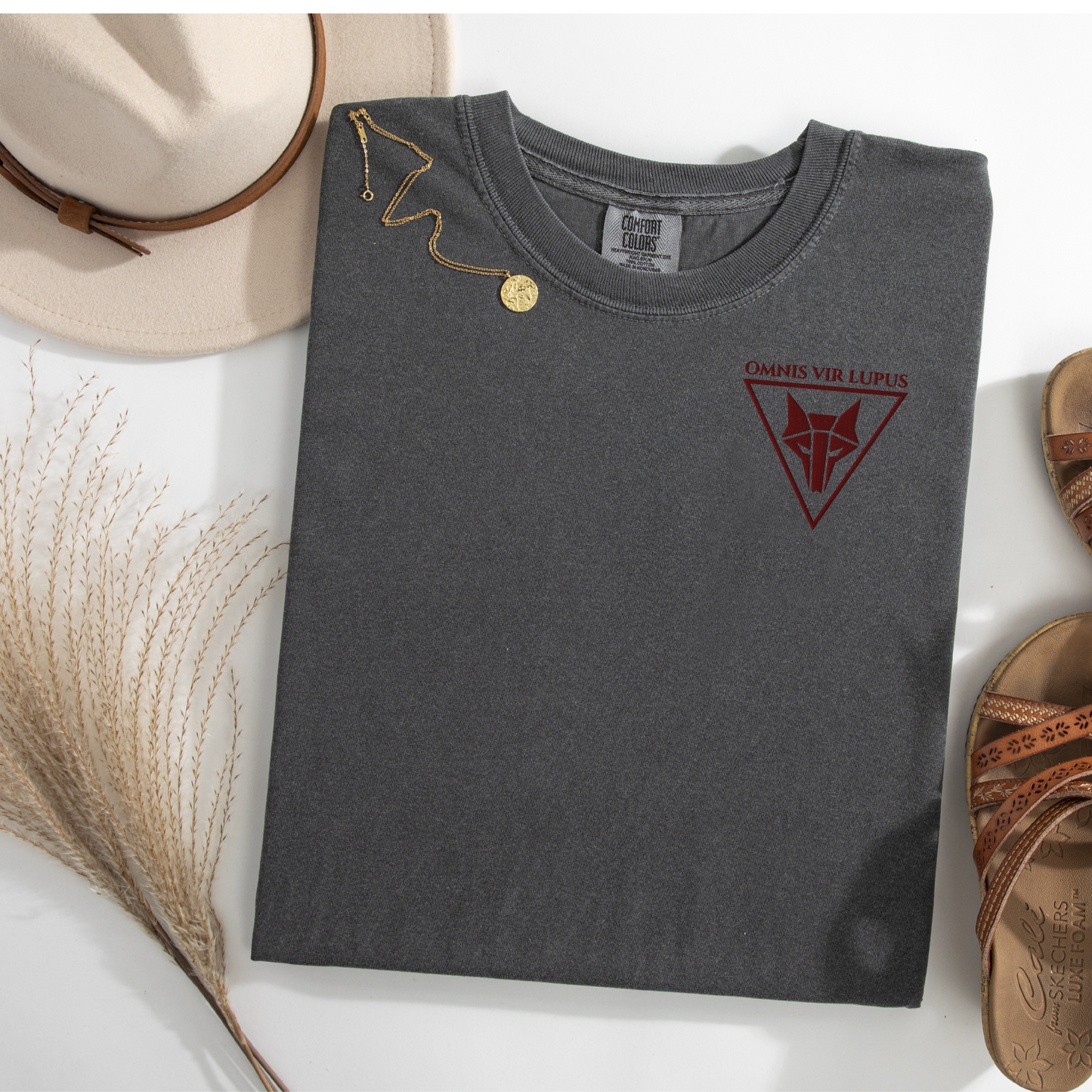 Howler Embroidered Shirt - Red Rising